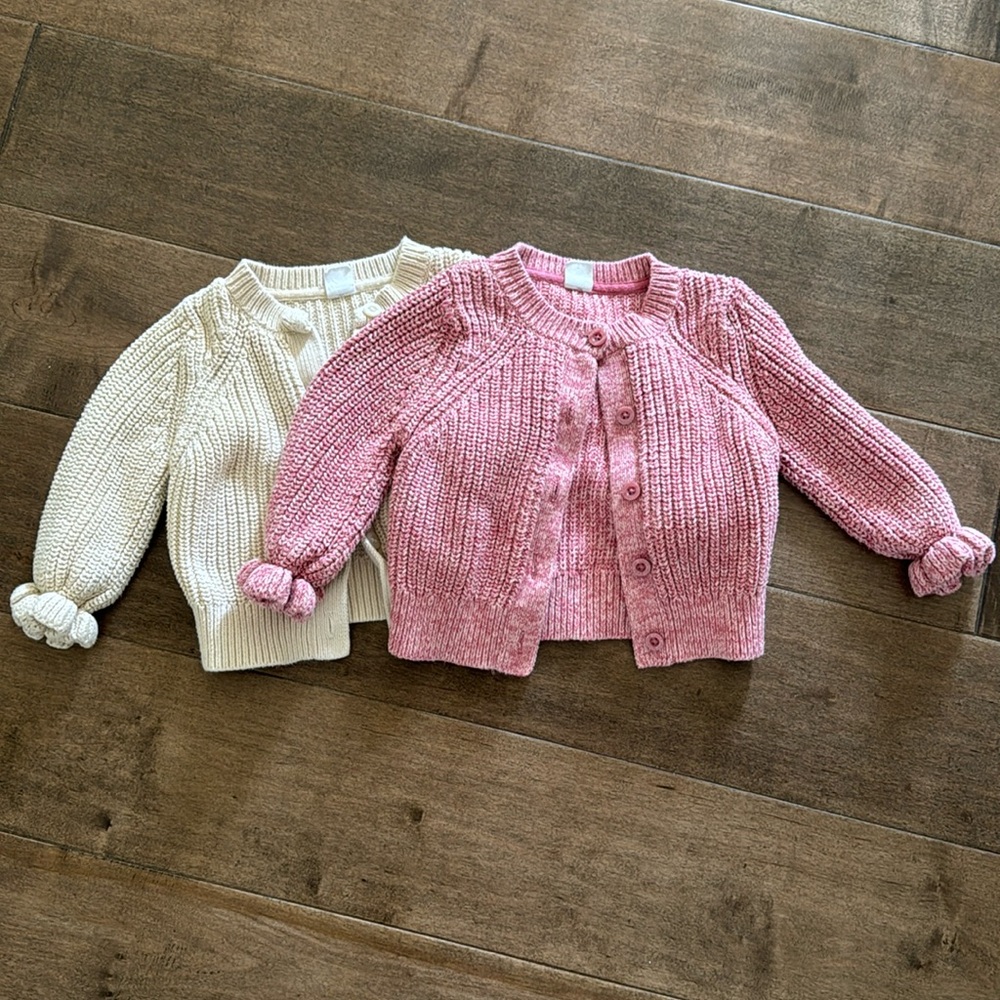 Long sleeve knit sweaters. Perfect for layering